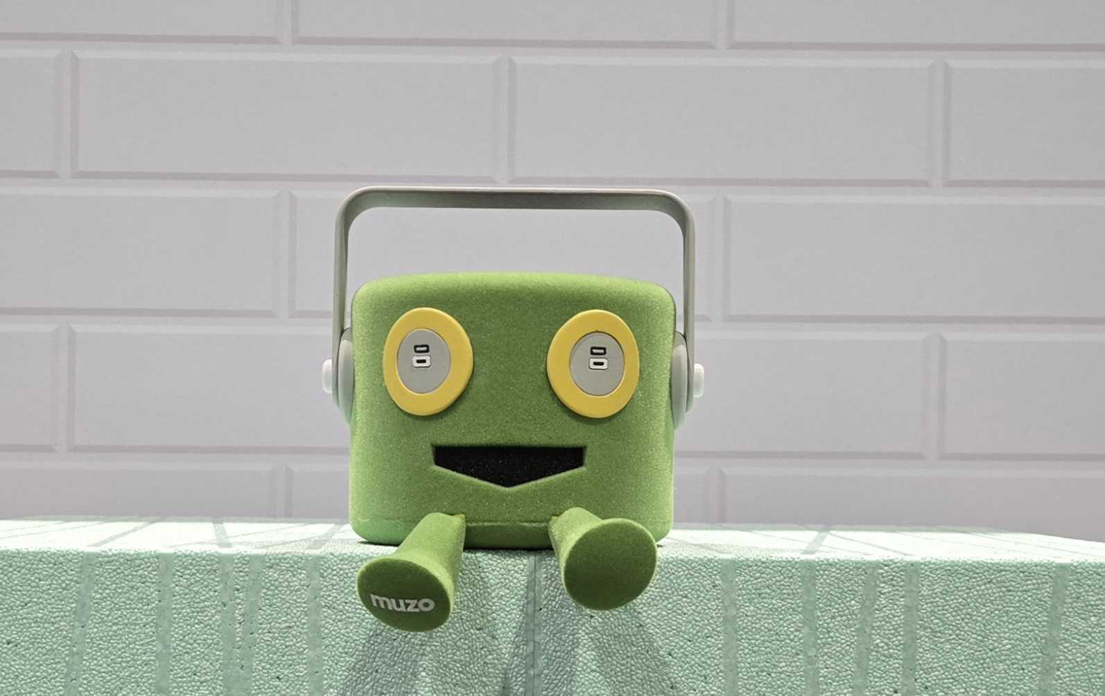 Juicebot Junior